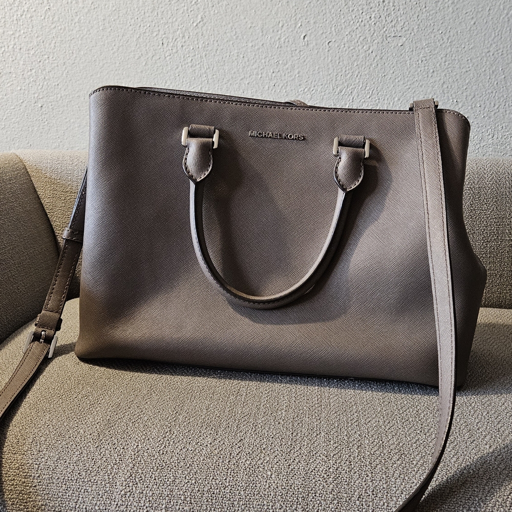 Michael Kors gray SAVANNAH Large